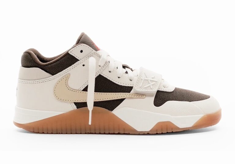 Travis Scott x Jordan Jumpman Jack TR „Sail“