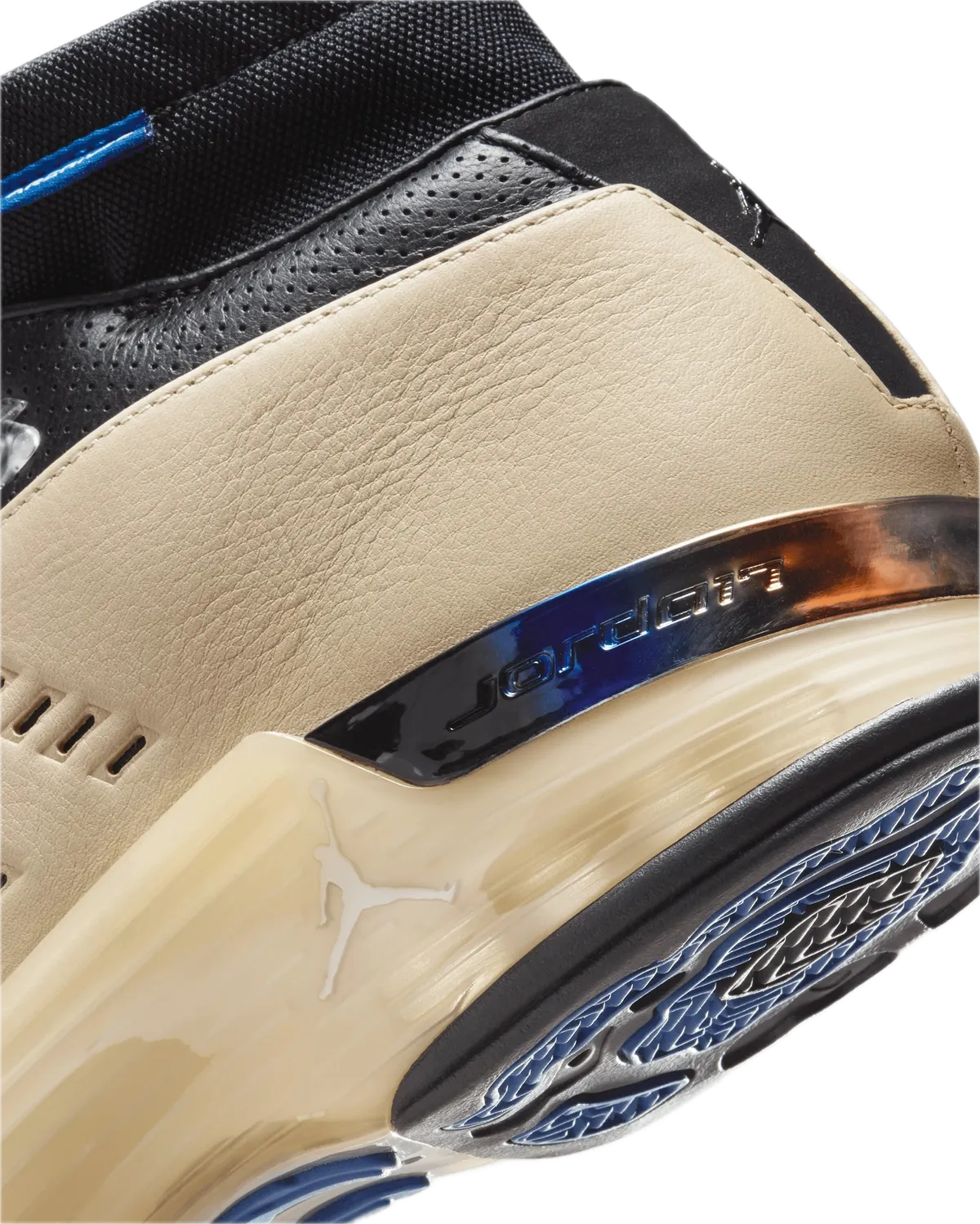 Jordan 17 Retro Low SP Infinite Archives 3
