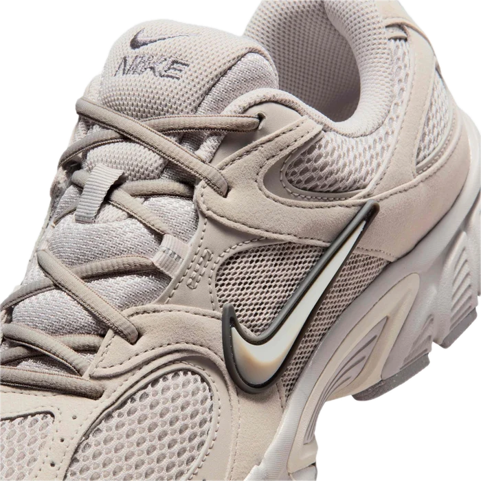 Nike V5 RNR 'Moon Particle Light Brown' 5