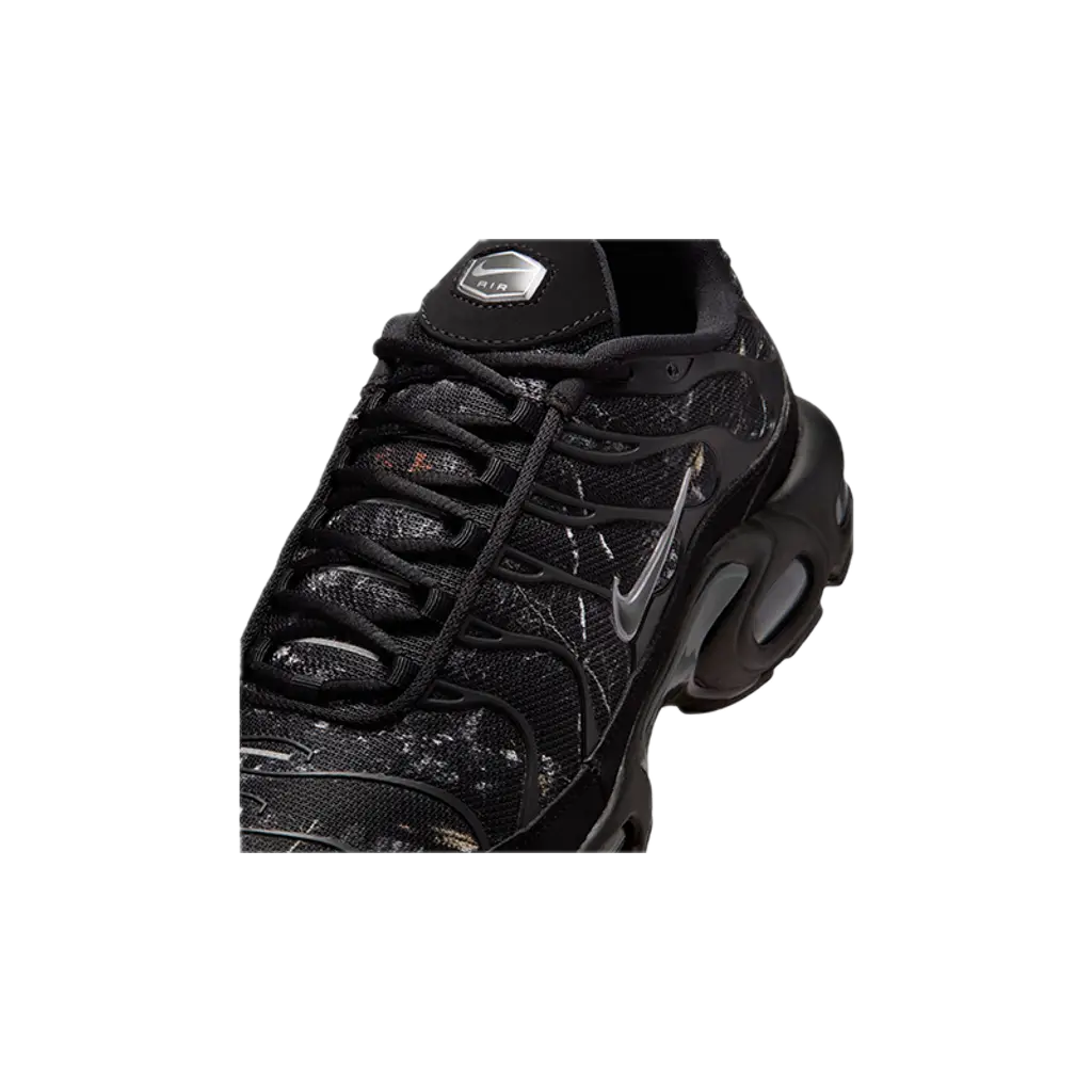 Nike Air Max Plus Black Wood Camo 1