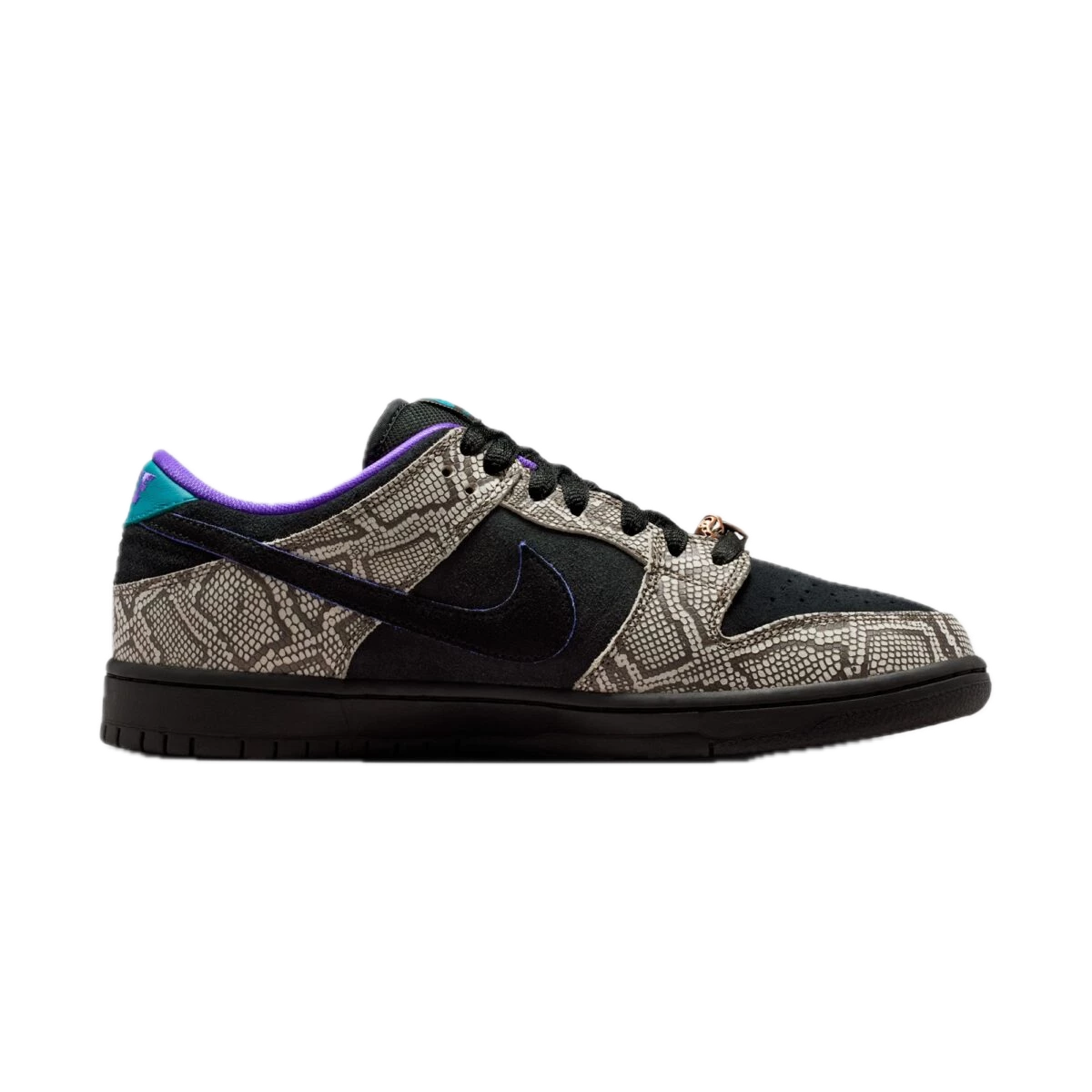 Nike SB Dunk Low Dashawn Jordan Copperhead 5