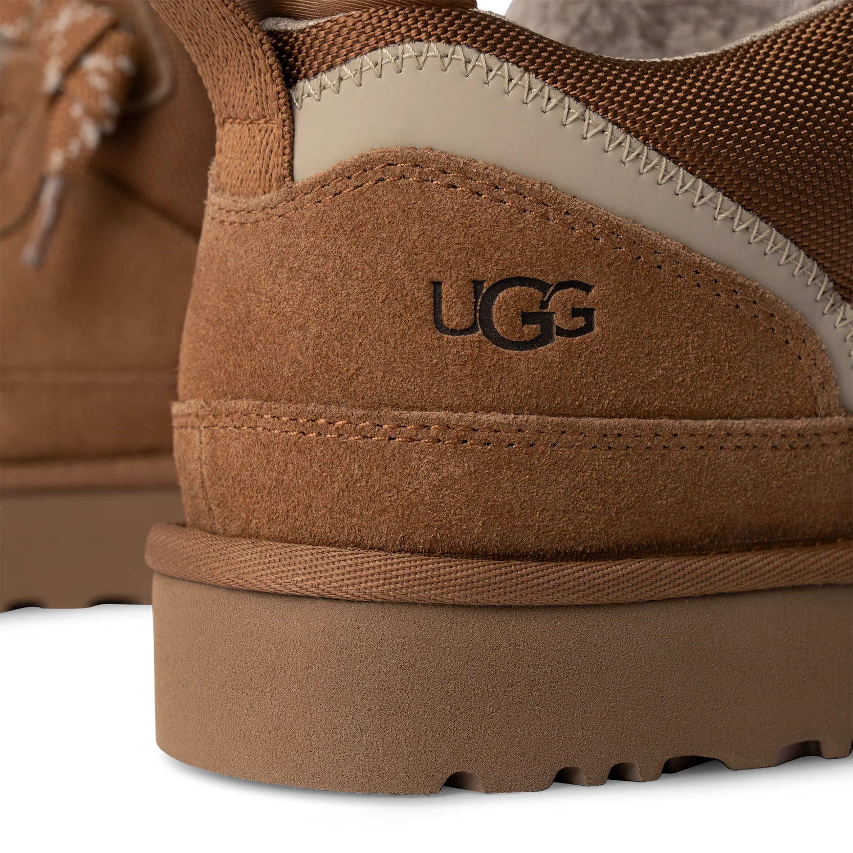 UGG Lowmel Chestnut 3