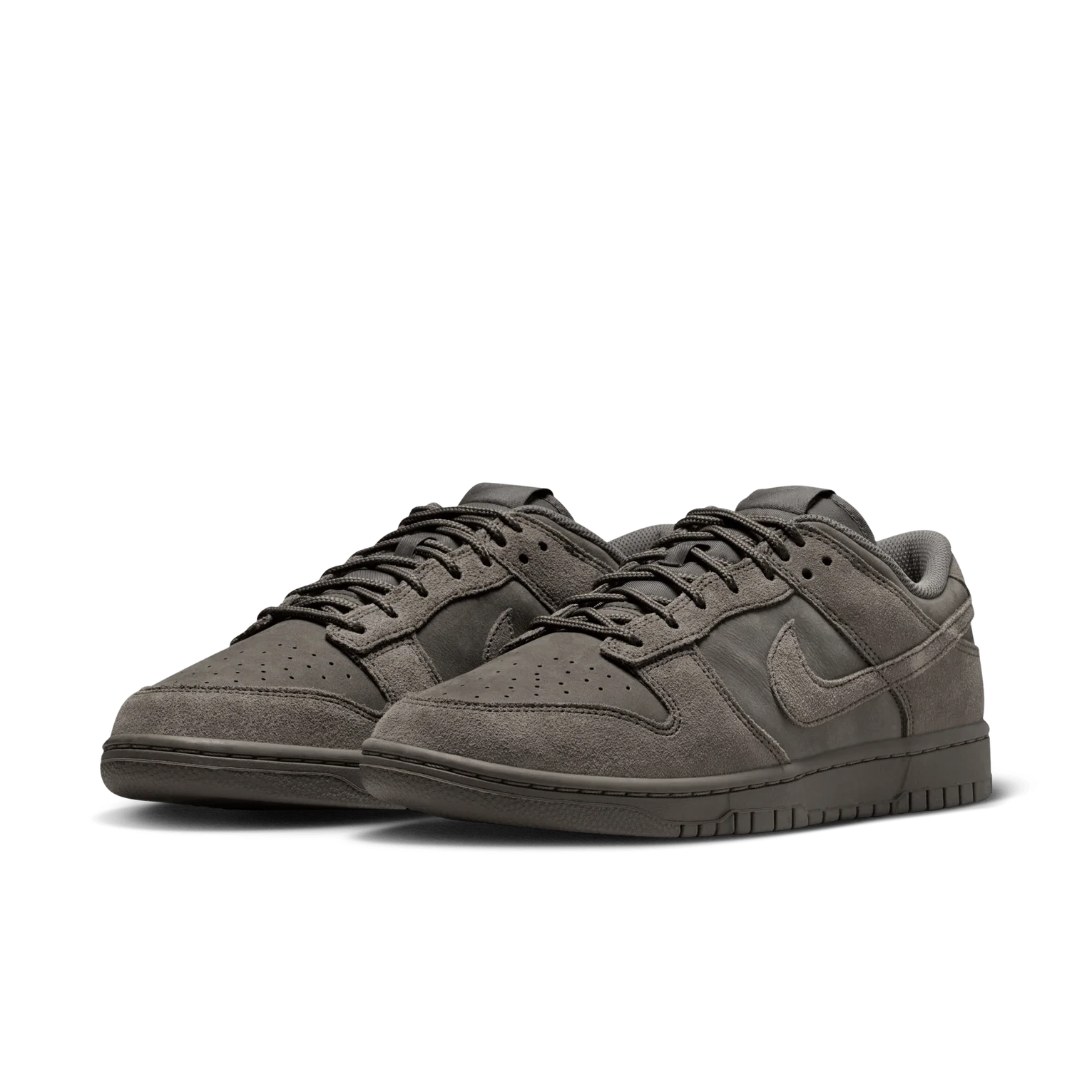Nike Dunk Low Retro SE Cave Stone 1