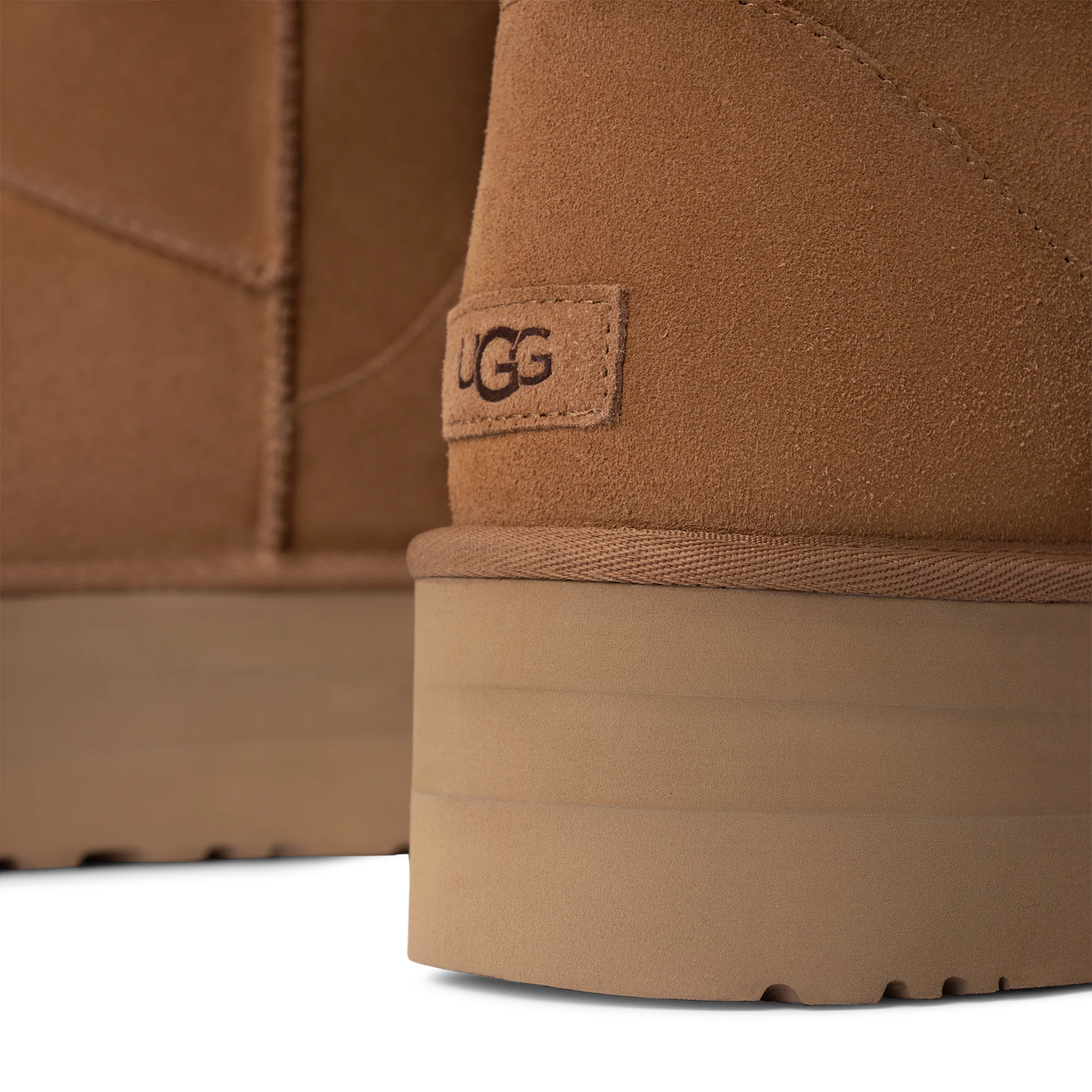 UGG Classic Mini Platform Boot Chestnut (Women's) 3